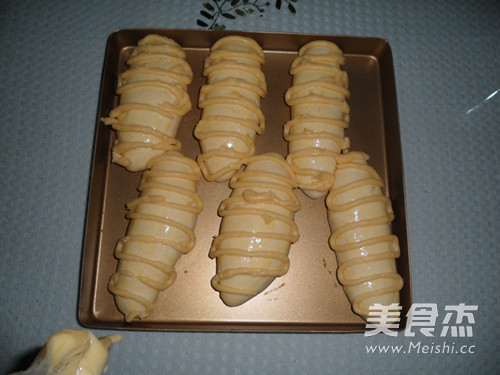 Caterpillar Bread recipe