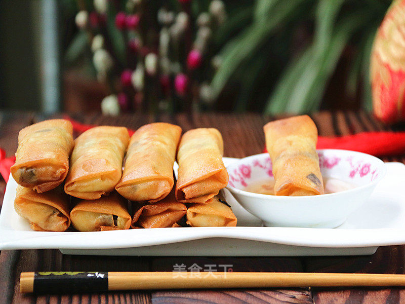 [shanghai] Spring Rolls with Yellow Sprout and Pork recipe