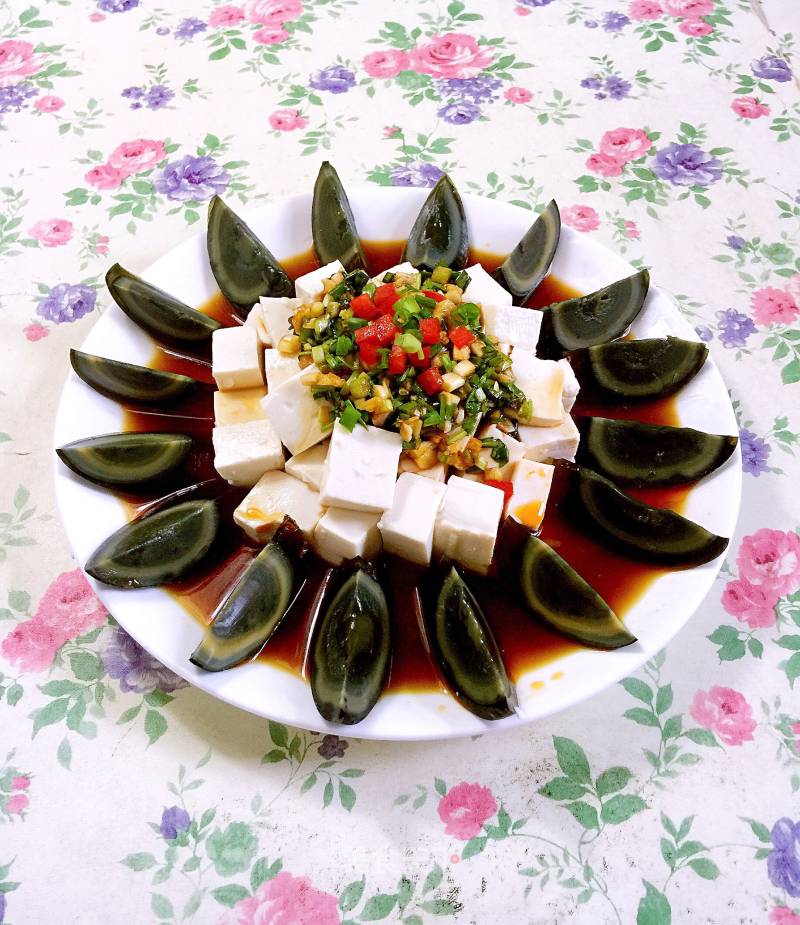 Tofu with Preserved Egg recipe