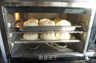 Sauce Pork and Bamboo Shoots Big Buns recipe