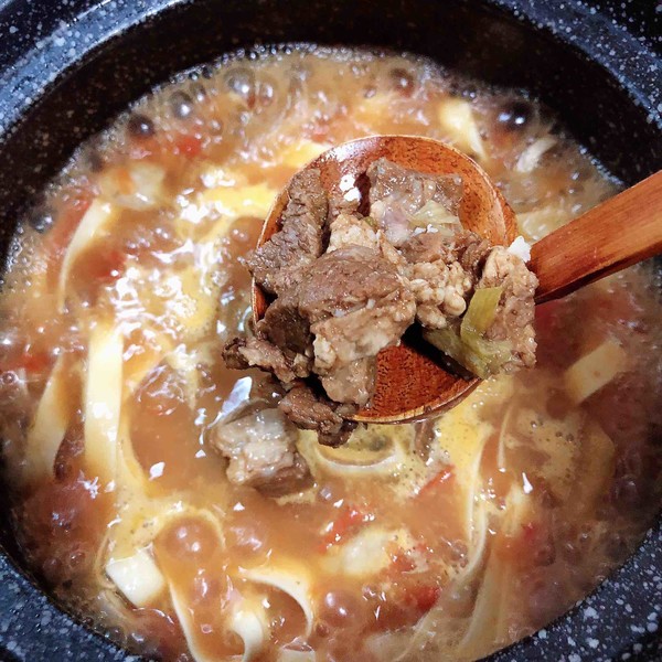 Tomato Beef Brisket Hot Pot Noodles recipe