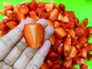 "tinrry Afternoon Tea" Extra Story-strawberry Jam Full of Fleshy recipe