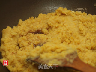 Mung Bean Cake: Chaoshan Pastry with Delicate Fragrance and Warmth Like Jade recipe