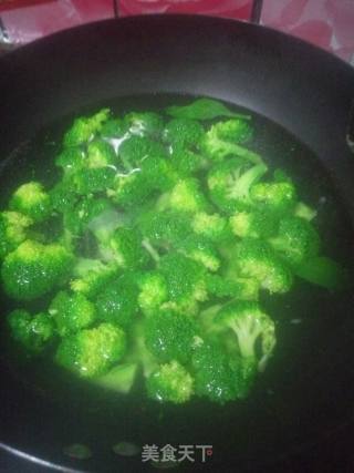 Stir-fried Pork with Broccoli recipe