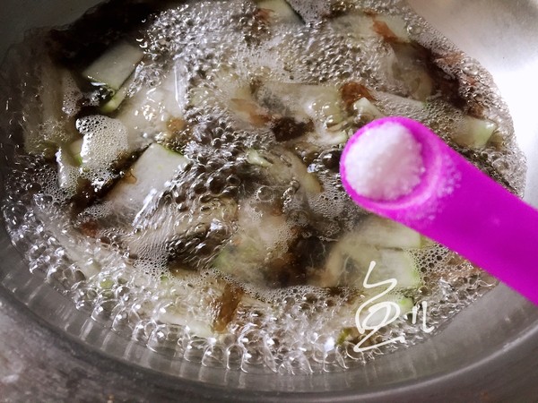 Winter Melon Seaweed Soup recipe