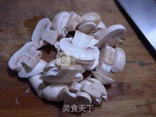 Stir-fried Artemisia with Mushrooms recipe