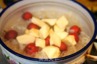 Tremella and Hawthorn Soup recipe