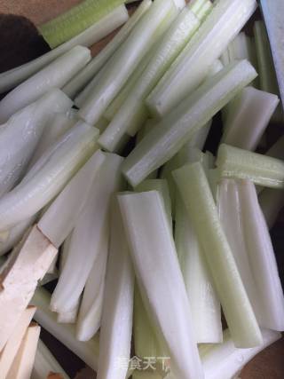 Celery Stir-fried Tofu recipe