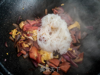 Home-style Fried Rice Noodles recipe