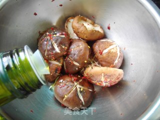 Roasted Shiitake Mushrooms with Black Pepper recipe