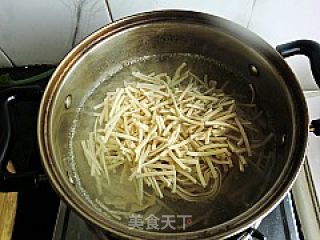 Stir-fried Shredded Tofu with Carrots recipe