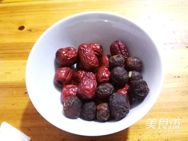 Stewed Rice Cake with Longan and Red Dates recipe