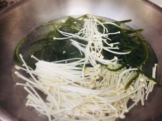 Spicy Kelp and Shredded Enoki Mushroom recipe