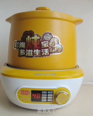 Crab Mushroom Soy Bean Stick Bone Soup recipe