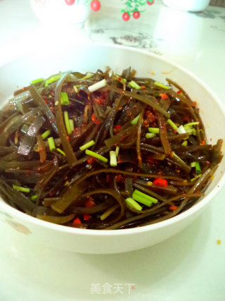 Chili Oil Mixed with Kelp Shreds recipe