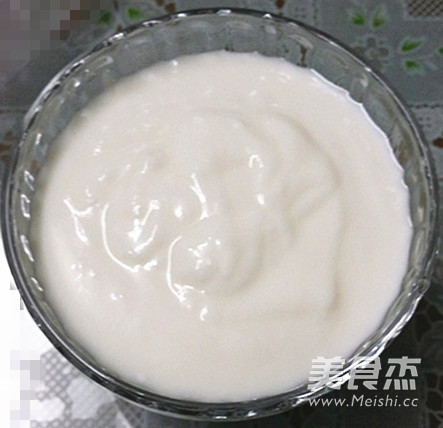 Cherry Fruit Old Yogurt recipe