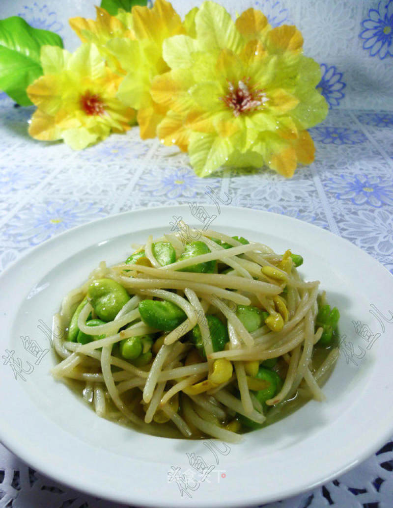 Fried Broad Bean Meat with Soy Sprouts recipe