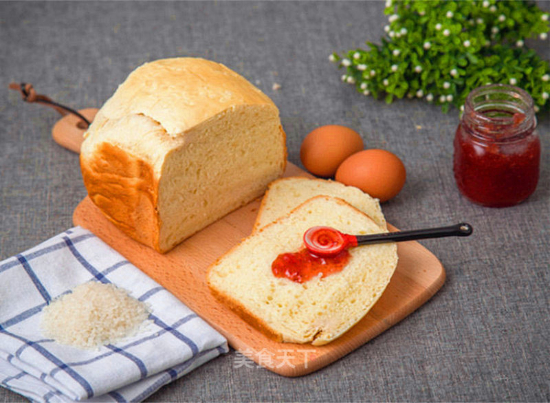 The Method of Making Bread in A Bread Machine--rice Bread recipe