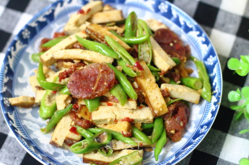 Super Fried Tofu Sausage with Chili recipe