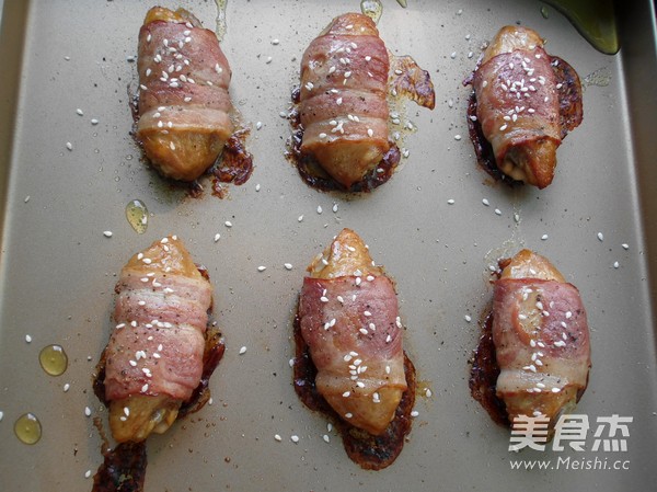 Grilled Chicken Wings with Butter Bacon recipe