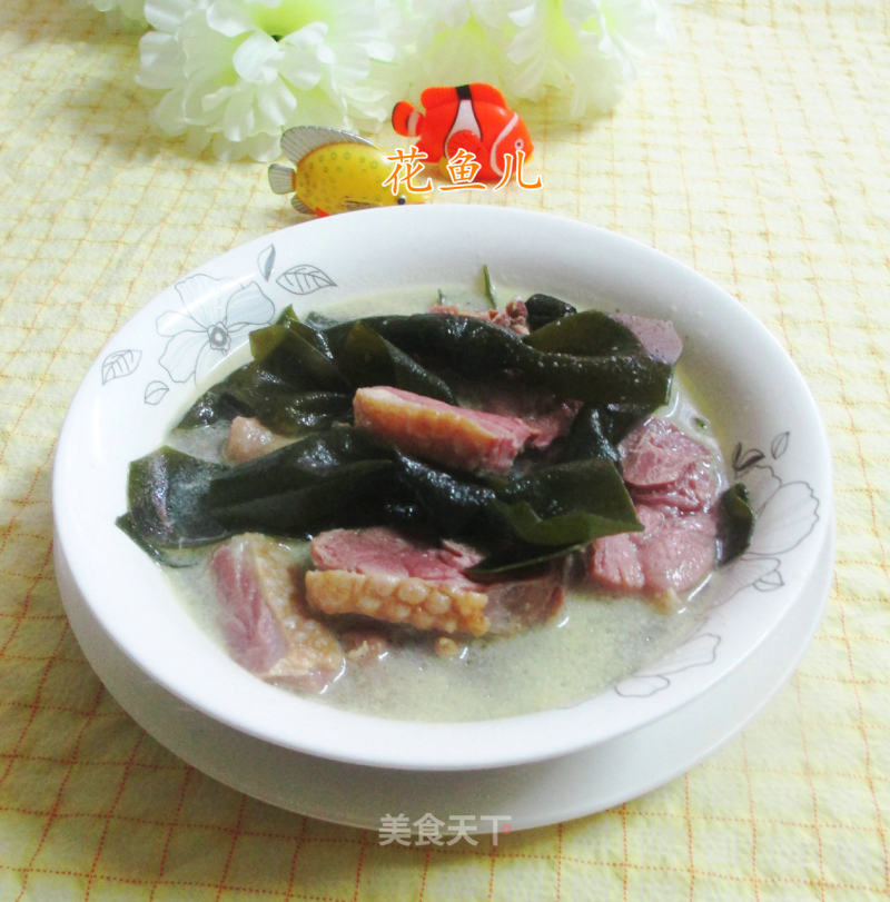 Boiled Cured Duck Legs with Kelp Knot