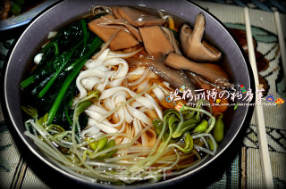 Delicious Mushroom Noodle Soup recipe