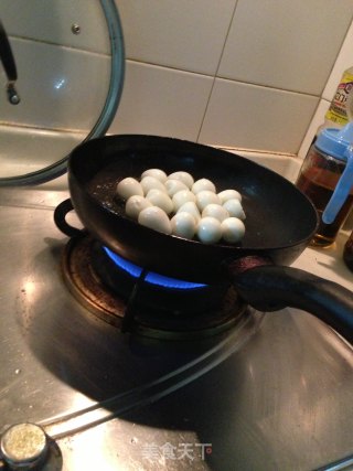 Braised Pork with Tiger Skin and Quail Egg recipe