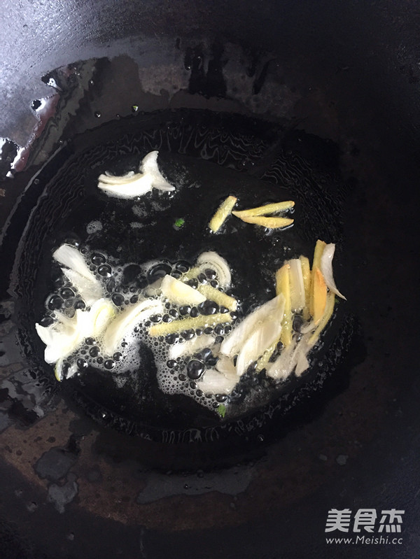 Braised Chicken Wing Root recipe