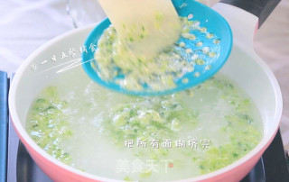 Noodles with Vegetables and Shrimp Meat recipe