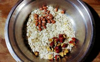 Warm Food-imitation Oatmeal with Eight Treasures recipe
