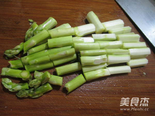 Kaiyang Fried Asparagus recipe