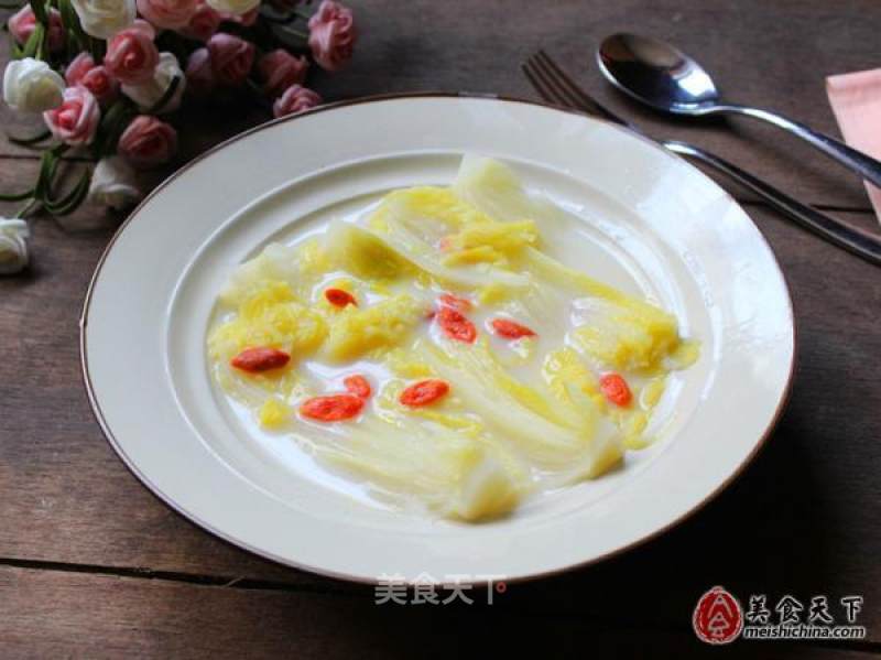 Simmered Cabbage with Milk recipe