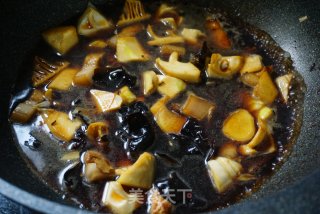 Spring Bamboo Shoots Pork Belly recipe