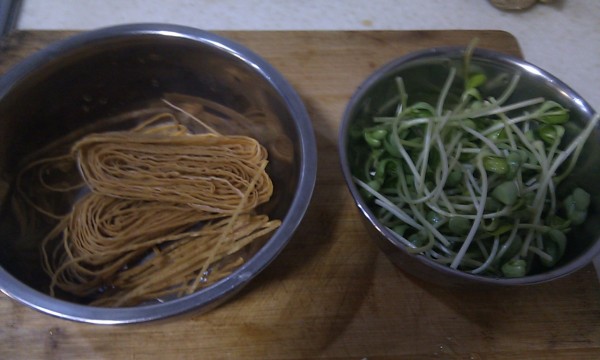 Yunsi Black Bean Sprouts recipe