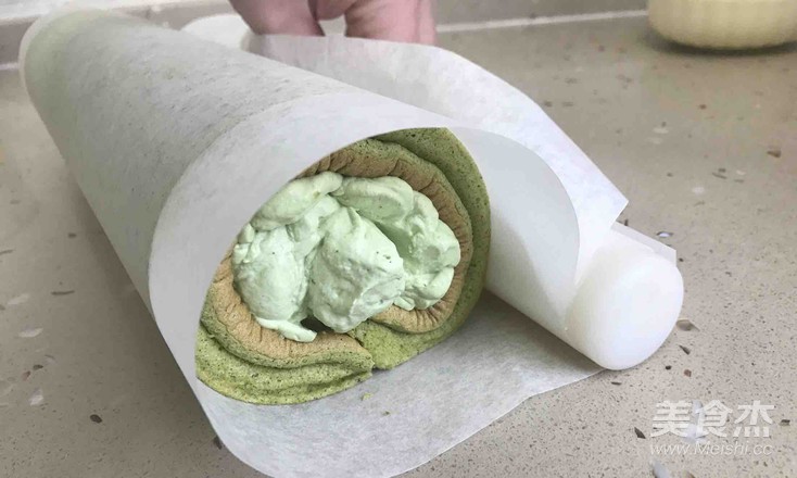 Matcha Cake Roll recipe