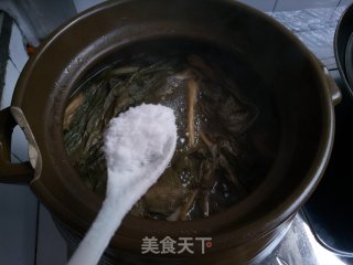 Dried Vegetable Pork Bone Soup recipe