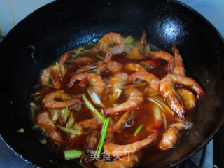 Braised Rice Cake with Shrimp in Oil recipe