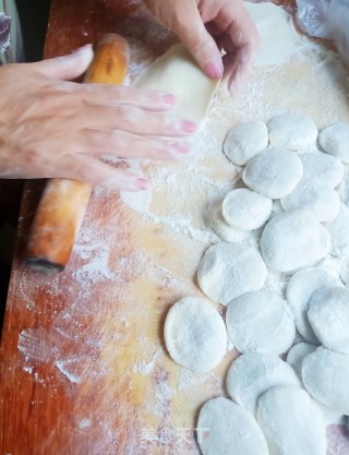 Sauerkraut Steamed Dumplings recipe