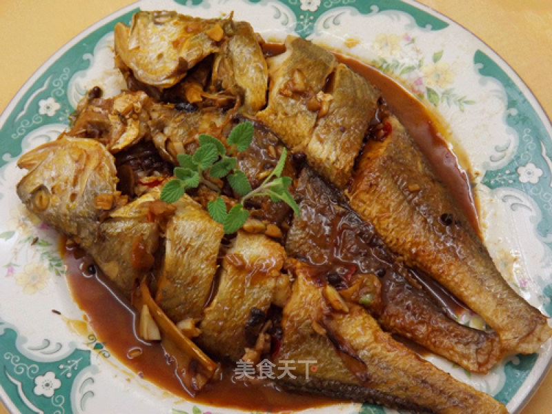 Home-cooked Yellow Croaker recipe