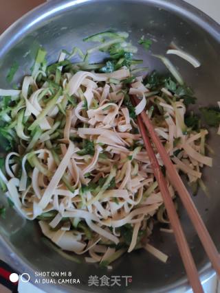 Cold Cucumber Tofu Skin recipe