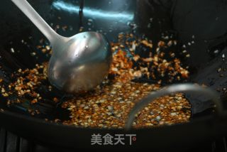 Hong Kong-style Preserved Egg and Lean Meat Porridge recipe