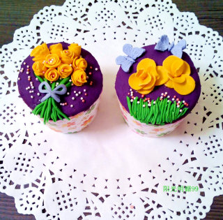 Flower Fondant Cupcakes recipe