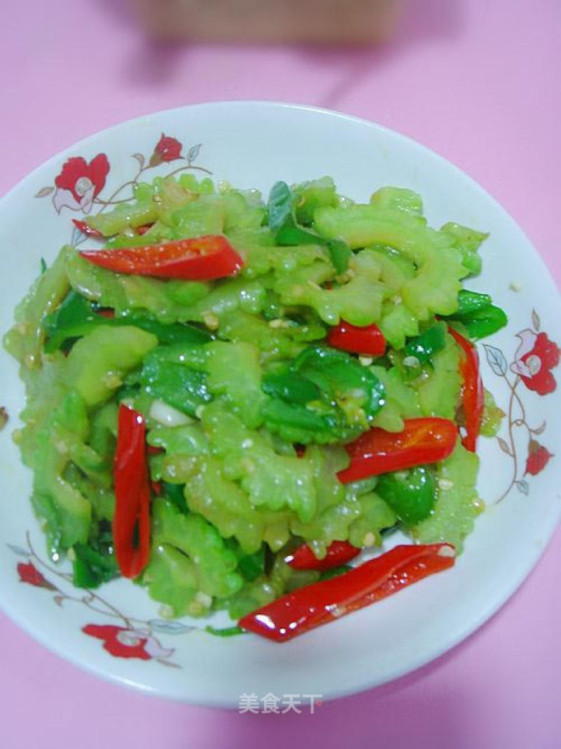 Stir-fried Bitter Melon with Chili recipe