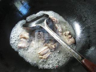 Stir-fried Chicken Nuggets with Hot Peppers recipe