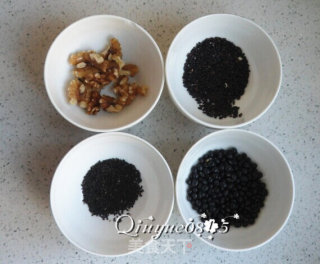 Walnut Black Soy Milk recipe