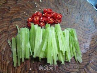 Lettuce Strips in Oyster Sauce recipe