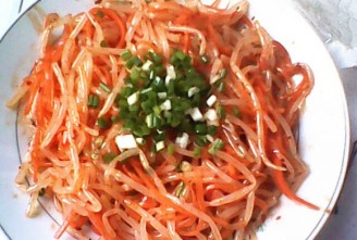 Carrots Mixed with Bean Sprouts recipe