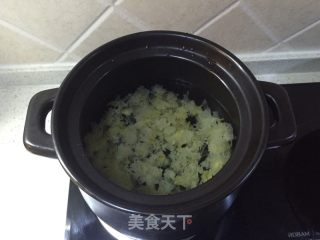 Papaya, Lily and Tremella Soup recipe