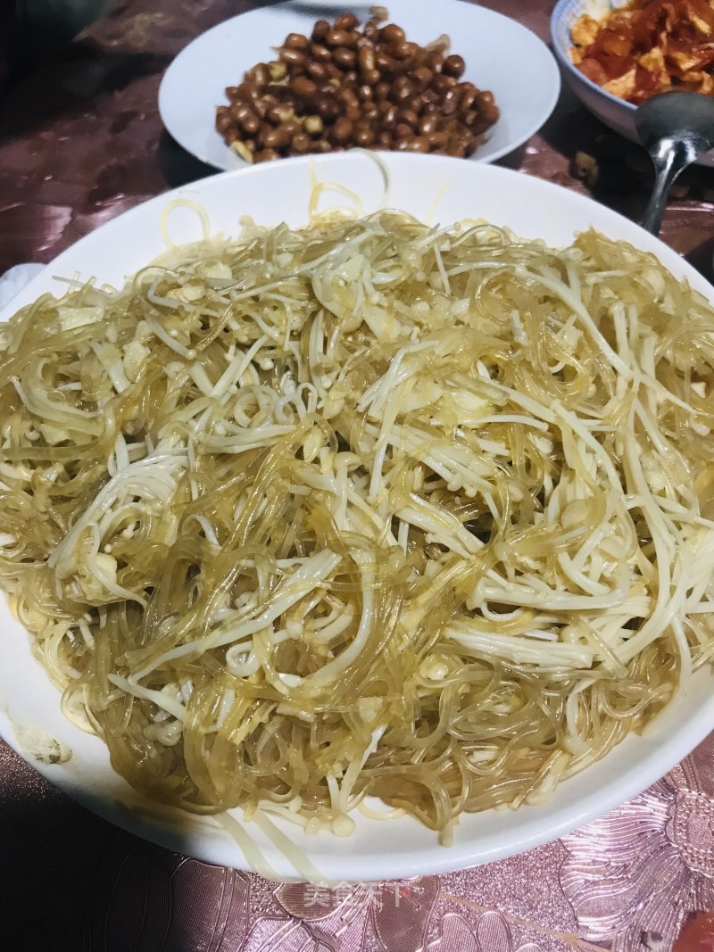 Garlic Enoki Mushroom Vermicelli recipe