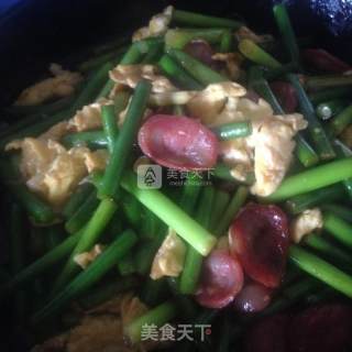 Stir-fry with Garlic Sprouts recipe